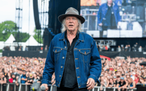 Neil Young’s Glastonbury Set: Last-Minute Live Stream Confirmation and Artist Resilience
