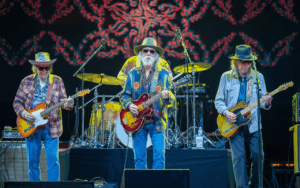A Night to Remember: Dead and Company Celebrates Phil Lesh at the Dead 60 Show