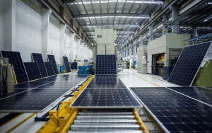 US Manufacturing Investment in Clean Tech Faces Crisis Amid Cancellations